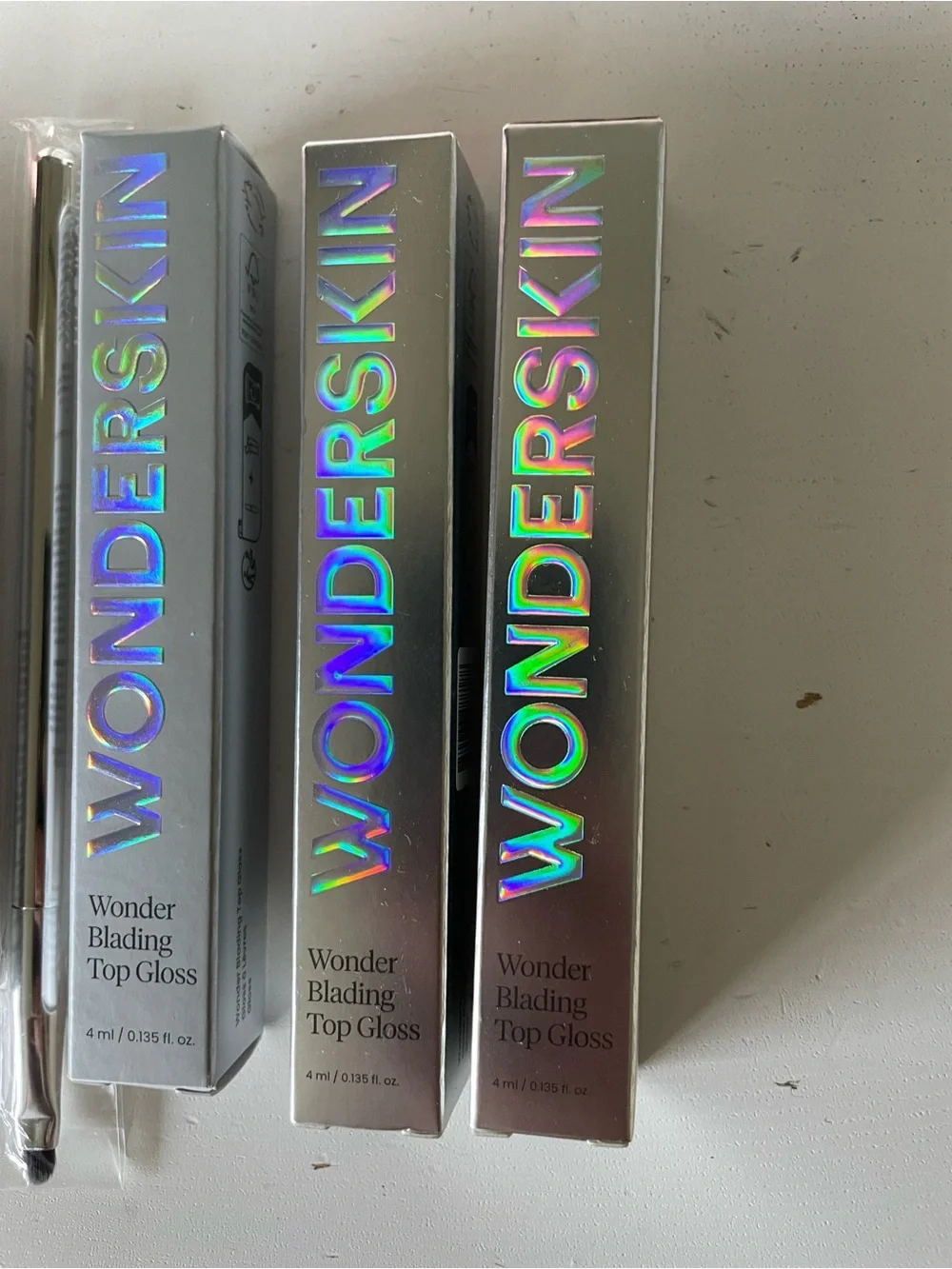 Wonderskin wonderblading lip